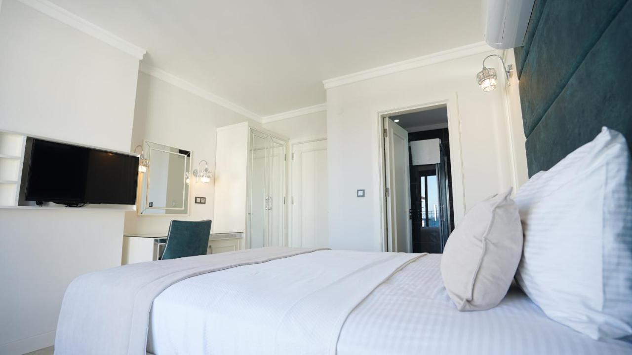 Rota Seaside Otel Cunda ภายนอก รูปภาพ