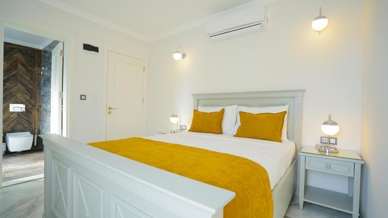 Rota Seaside Otel Cunda ภายนอก รูปภาพ