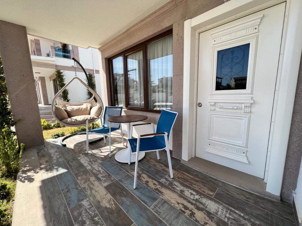 Rota Seaside Otel Cunda ภายนอก รูปภาพ