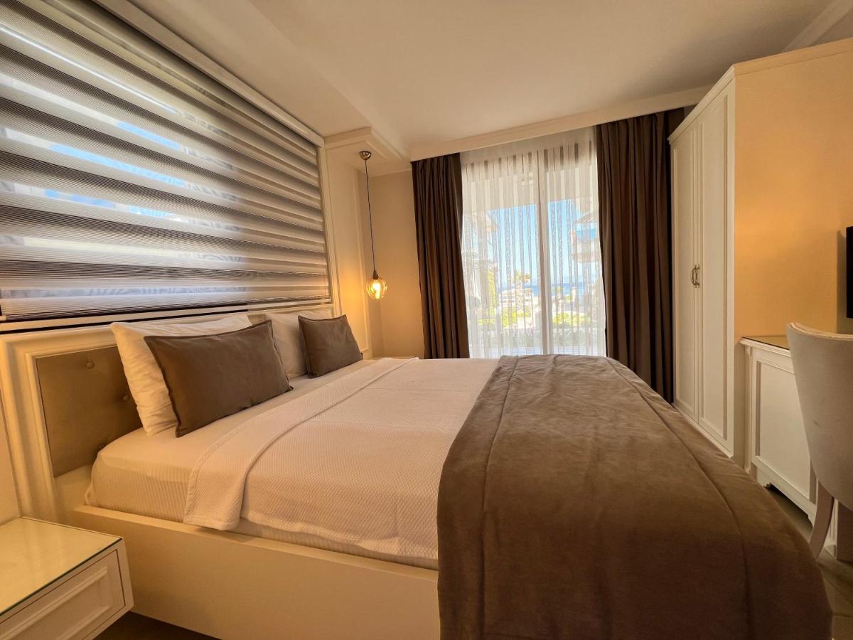 Rota Seaside Otel Cunda ภายนอก รูปภาพ