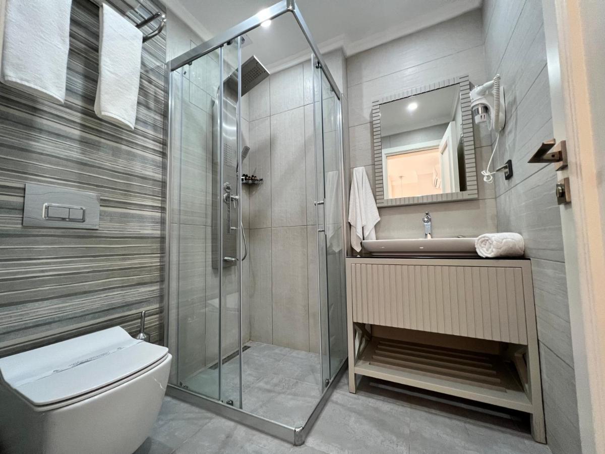 Rota Seaside Otel Cunda ภายนอก รูปภาพ