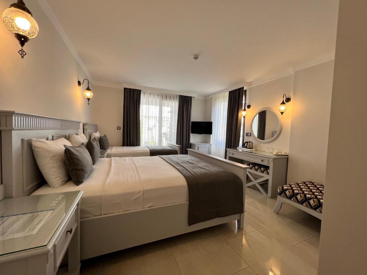 Rota Seaside Otel Cunda ภายนอก รูปภาพ