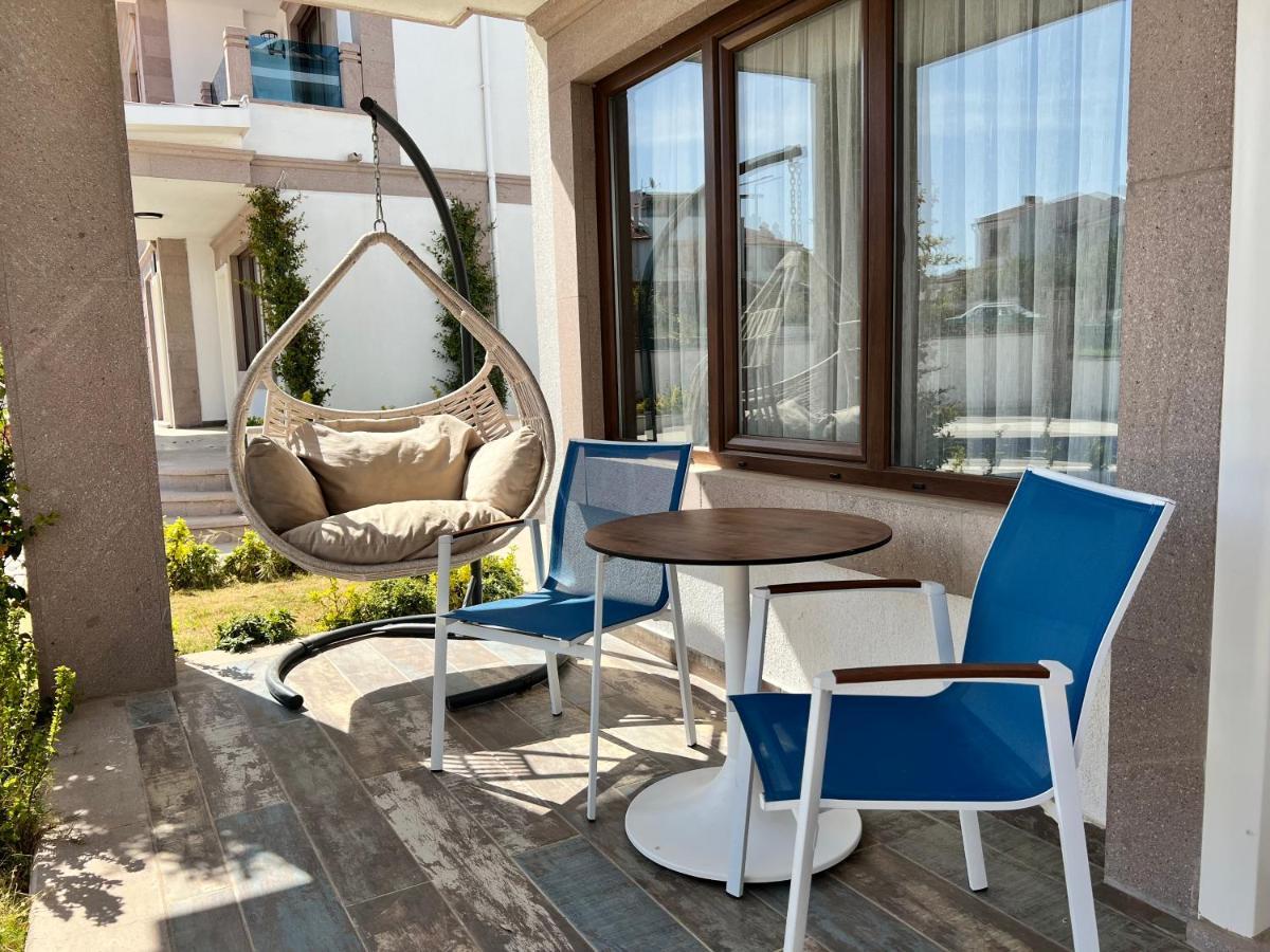 Rota Seaside Otel Cunda ภายนอก รูปภาพ
