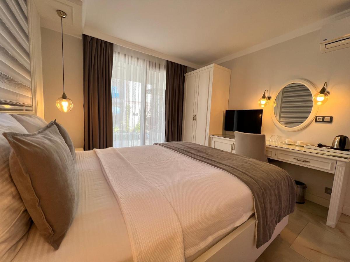 Rota Seaside Otel Cunda ภายนอก รูปภาพ